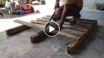 Idea For A Wood Pallet Recycling Project.How To Build A BED To Grow Vegetables For Your Garden- D...